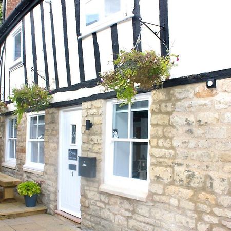 1 The Cottage, Studio Apartment, Ye Olde Barn Apartments Stamford Extérieur photo